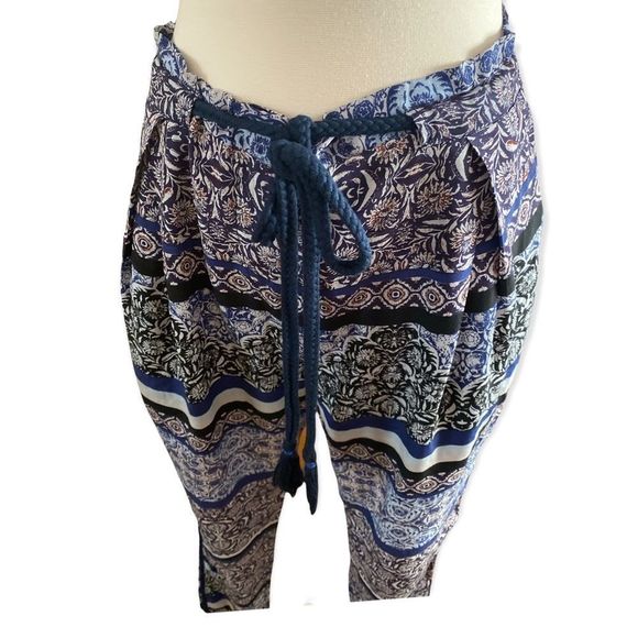 Greylin Printed Palazzo Pants - Picture 2 of 5